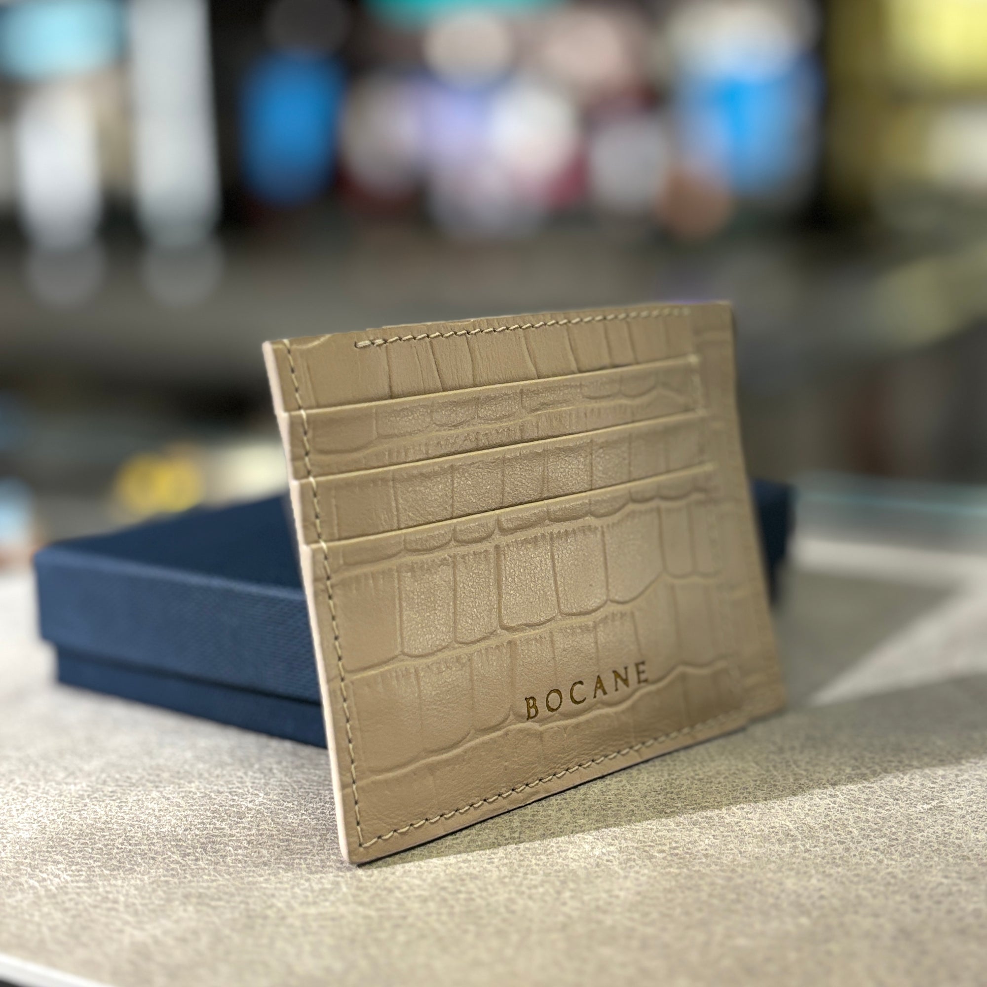 Port-Card din Piele cu Imprimeu Crocodil, Bej Mat