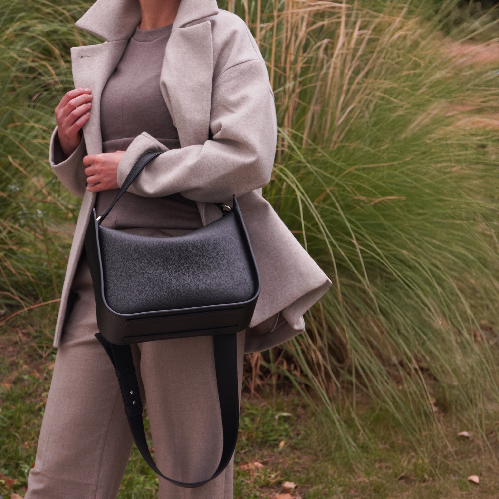 Geanta Toujours Maxi, Piele Texturata, Neagra