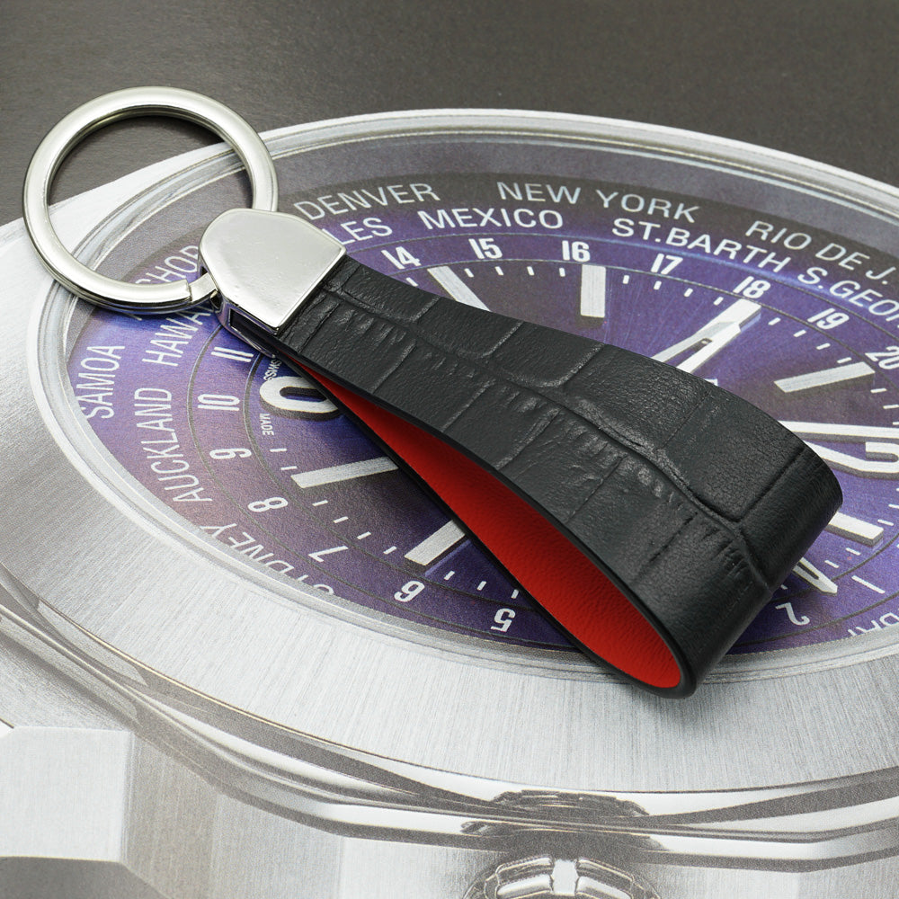 Breloc din Piele Neagra cu Imprimeu Crocodil, Contrast Rosu