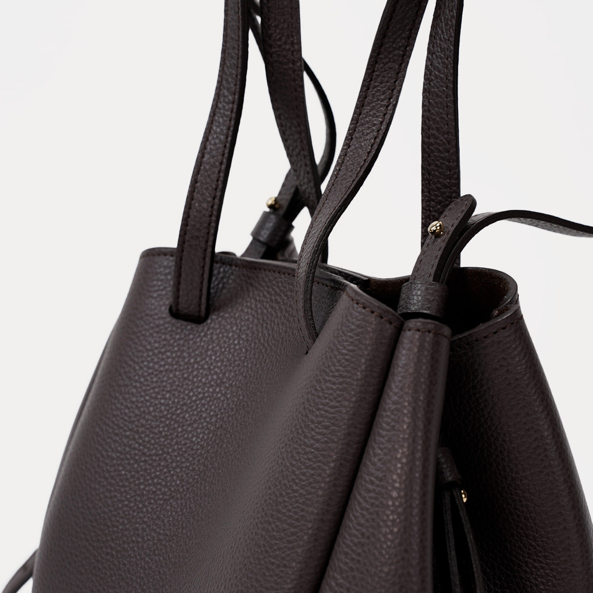 Geanta Mini Pétale, Piele Texturata, Culoare Chocolat Noir, cu Accesorii