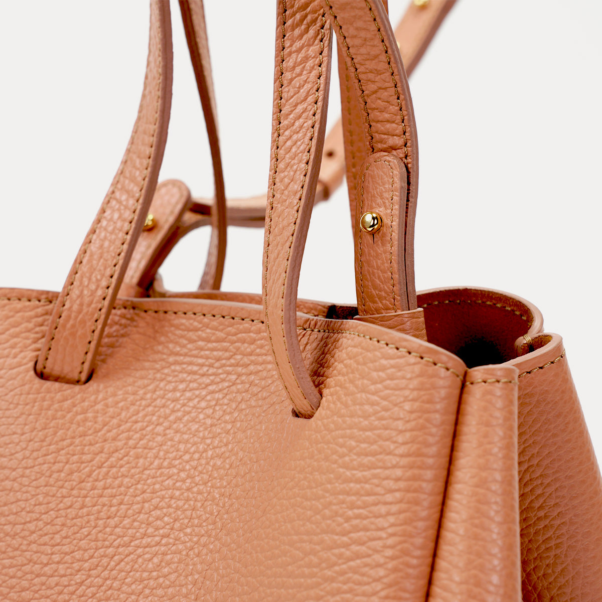 Geanta Mini Pétale, Piele Texturata, Culoare Somon, cu Accesorii