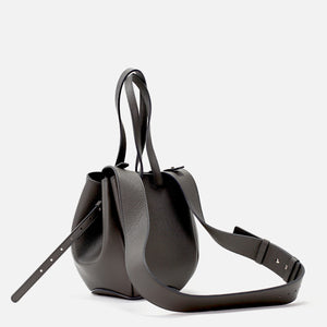 Geanta Mini Pétale, Piele Texturata, Culoare Gri Fumuriu, cu Bareta Lata si Accesorii