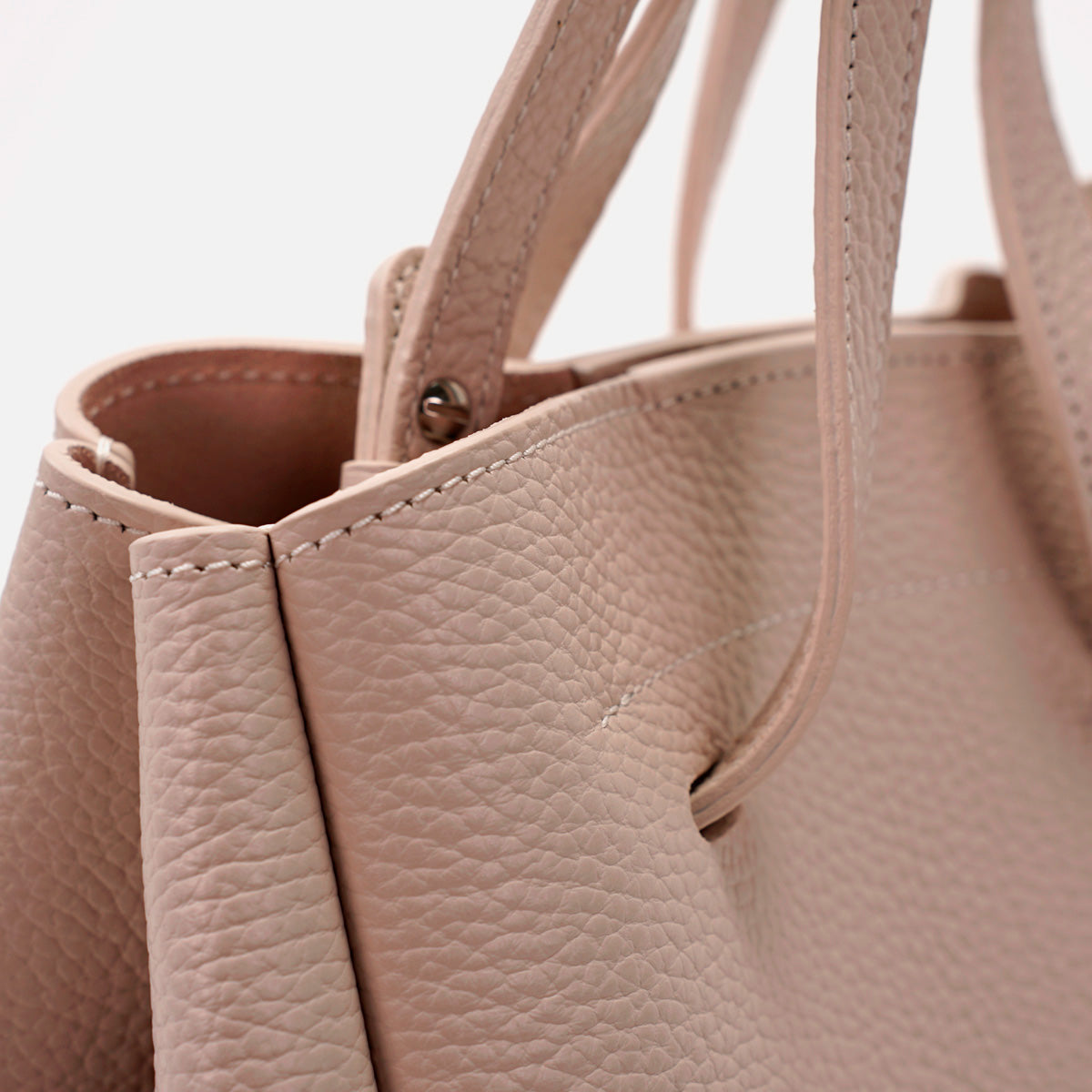 Geanta Pétale, Piele Texturata, Culoare Vanilie Rosé, cu Accesorii
