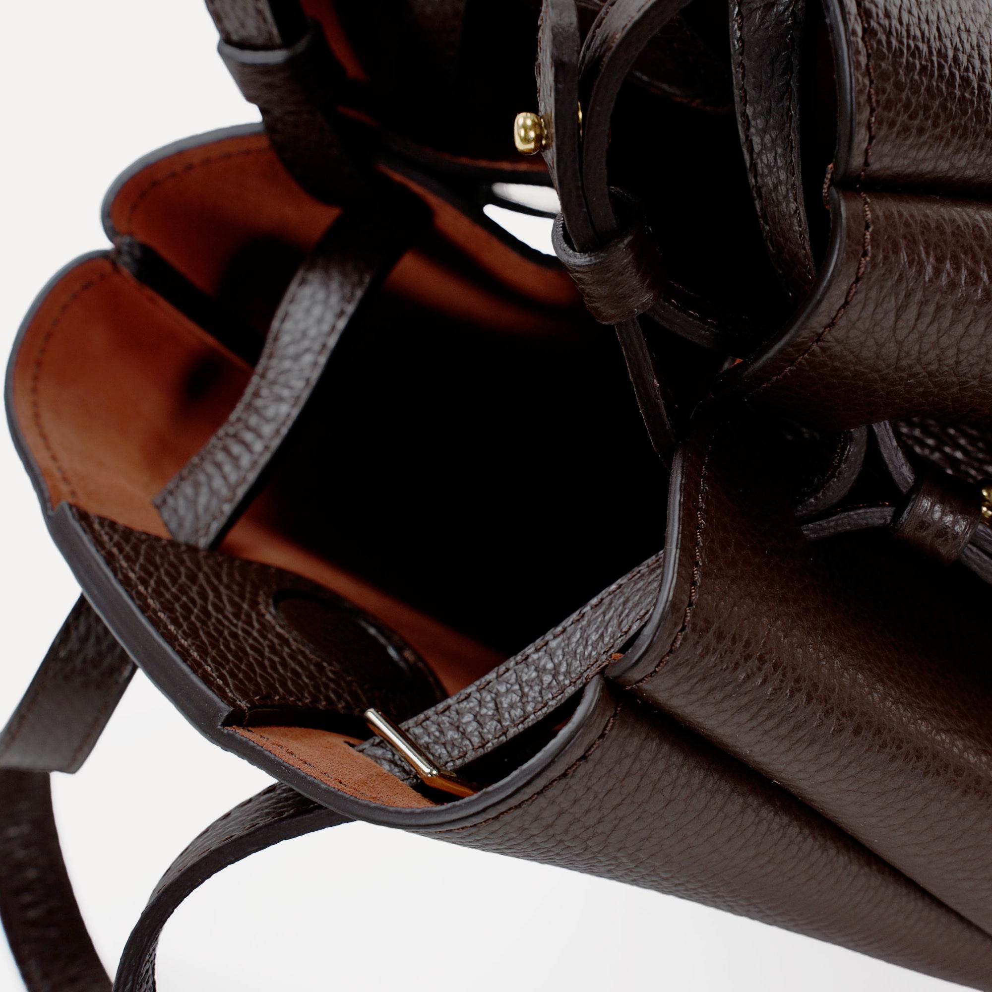 Geanta Mini Pétale, Piele Texturata, Culoare Chocolat, cu Accesorii